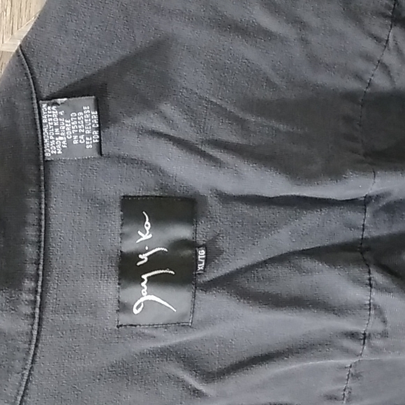 Pre-Owned Men's Size XL Short Sleeve Button Down Shirt With Front Pocket - Picture 9 of 9